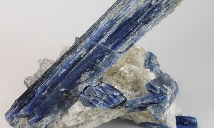 Rockin’ Out | August is for Kyanite